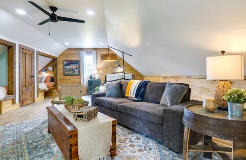 Brimfield Cabin | Lovely Albion Cabin w/ Yard & Fire Pit!