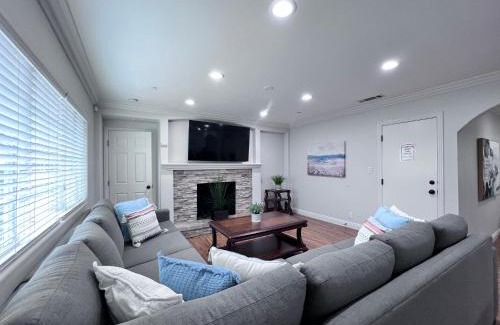 Southwest Anaheim House | Lovely Anaheim Pool Home 1 Mile to Disney