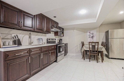 Milliken Apartment | Lovely and cozy 3 beds Basement Apartment