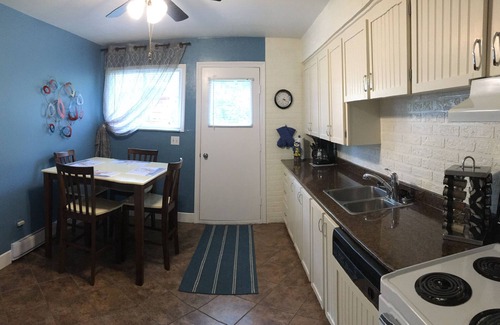 Shediac House | Lovely and cozy house in downtown Shediac, water view of the Shediac Ba