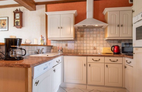 Barneville-Carteret House | Lovely apartment in villa for 4 guests with WIFI, TV, terrace and panoramic view