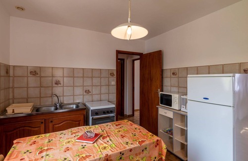 Santa-Maria-Poggio Apartment | Lovely apartment for 4 guests with WIFI, TV, terrace, pets allowed and parking