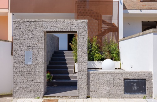 San Donato di Lecce Apartment | "Lovely Apartment Calù 1" with Balconies & Wi-Fi
