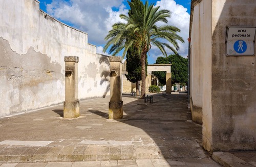 San Donato di Lecce Apartment | "Lovely Apartment Calù 3" with Balconies & Wi-Fi