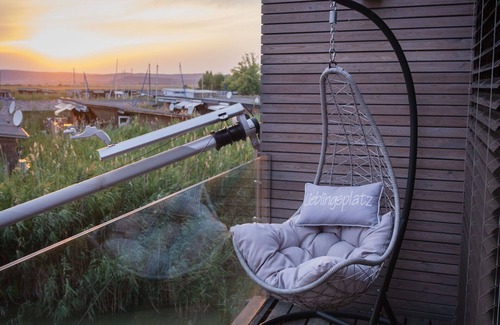 Neusiedl am See Apartment | Lovely apartment for 6 guests with hot tub, WIFI, A/C, TV, terrace and parking