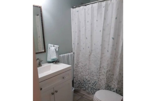 North Kingsville Apartment | Lovely apartment above The Yoga House