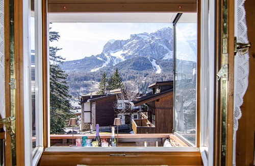 Cortina d'Ampezzo Apartment | Lovely apartment in the heart of Cortina