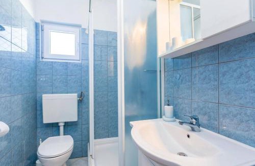 Ribarica Apartment | Lovely apartment 100 meters away from beach