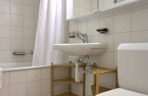 Sils-Maria Apartment | Lovely apartment for 4 people with WIFI, TV, balcony and parking