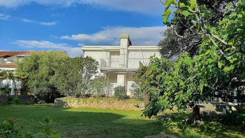 Krk Apartment | Lovely Apartment close to the Jezevac Beach