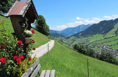Oberau Wildschonau Apartment | Lovely apartment for 5 guests with WIFI, TV and balcony
