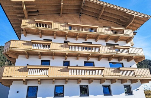 Oberau Wildschonau Apartment | Lovely apartment for 5 guests with WIFI, TV and balcony
