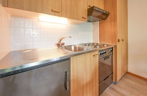 Heremence Apartment | Lovely apartment for 4 people with WIFI, pool, TV, balcony and panoramic view