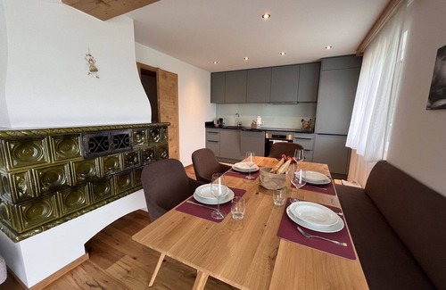 Schonbach Apartment | Lovely apartment for 4 guests with WIFI, TV, terrace, panoramic view and parking