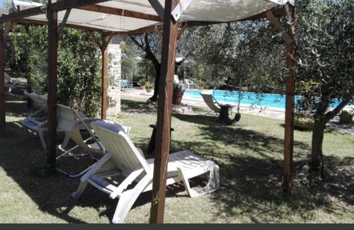 Pietrauta Apartment | Lovely apartment for 2 people with WIFI, pool, patio and parking, close to Spoleto
