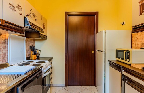Valsolda Apartment | Lovely apartment for 6 people with WIFI, TV, balcony, pets allowed and parking