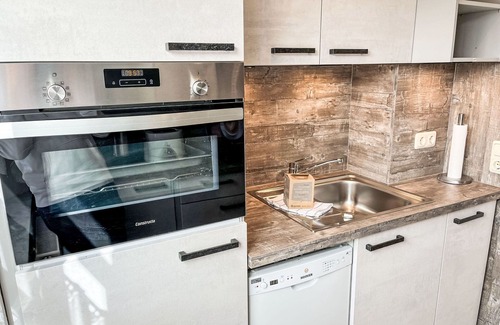 Ostvorpommern Apartment | Lovely apartment for 2 people with WIFI, TV, terrace, pets allowed and parking