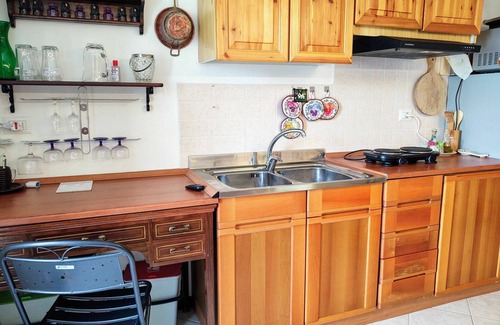 Peglio Apartment | Lovely apartment for 3 people with WIFI, TV, patio and pets allowed