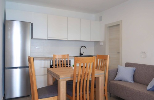 Stinica Apartment | Lovely apartment for 3 people with WIFI, A/C, TV, terrace and parking