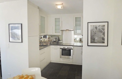 Samedan Apartment | Lovely apartment for 4 people with WIFI, TV, balcony and pets allowed