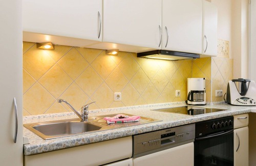 Ostvorpommern Apartment | Lovely apartment for 4 people with WIFI, TV, balcony and parking