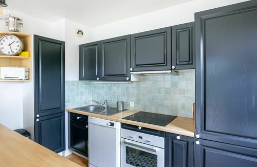 Saint-Servan Apartment | Lovely apartment for 4 guests with WIFI, TV and terrace