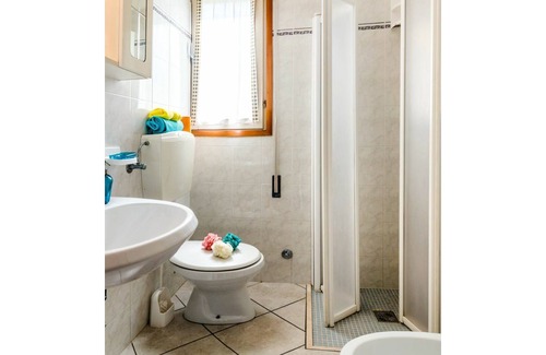 Bibione Lido del Sole Apartment | Lovely apartment for 5 people with A/C, WIFI, TV, terrace, pets allowed and parking