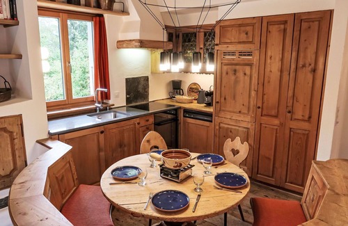 Flims Apartment | Lovely apartment for 6 guests with WIFI, TV, balcony, panoramic view and parking