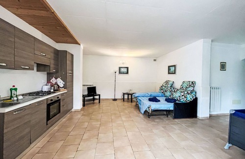 Prela Apartment | Lovely apartment for 6 people with pool, TV, terrace, pets allowed, panoramic view and parking
