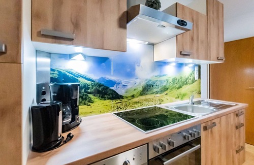Taxenbach Apartment | Lovely apartment for 4 guests with WIFI, TV, balcony, panoramic view and parking