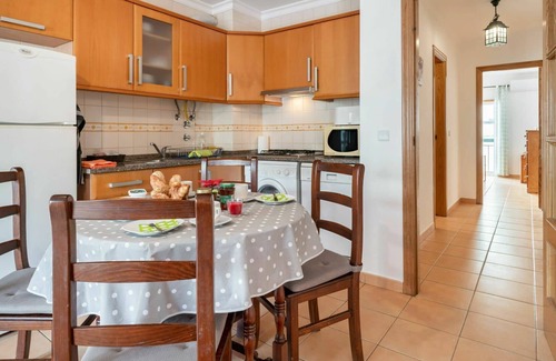 Vila Real Santo Antonio Apartment | Lovely apartment for 4 guests with WIFI, A/C, TV and terrace