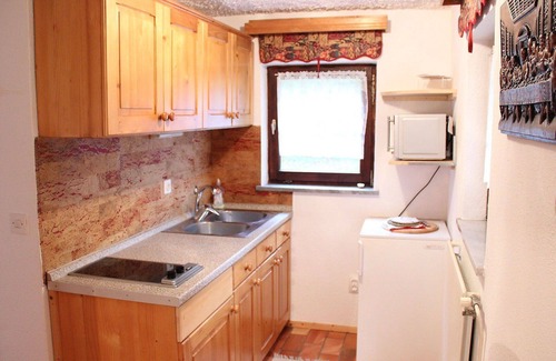 Ukanc Apartment | Lovely apartment for 5 guests with TV, patio and parking