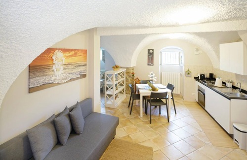 Costarainera Apartment | Lovely apartment in Costarainera