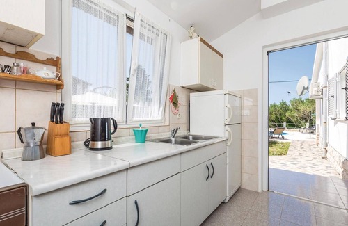 Barbat na Rabu Apartment | Lovely apartment in Barbat with WiFi
