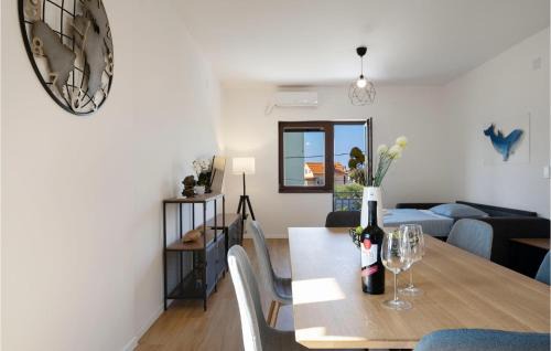 Brodarica Apartment | Lovely Apartment In Brodarica With Wifi