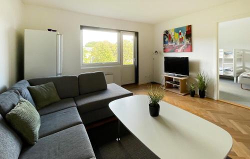 Grimsas Apartment | Lovely Apartment In Grimsås With Wifi