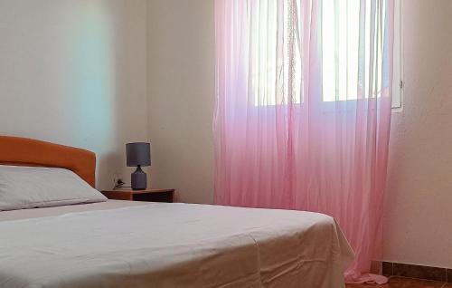 Gornji Karin Apartment | Lovely Apartment In Gornji Karin