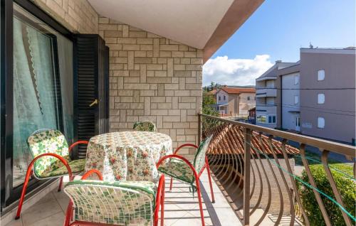 Jadranovo Apartment | Lovely Apartment In Jadranovo With Wifi