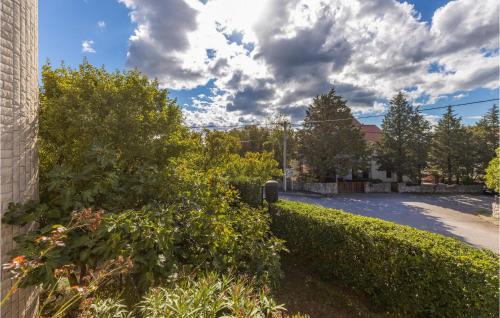 Jadranovo Apartment | Lovely Apartment In Jadranovo With Wifi