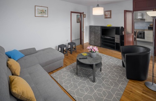 Kastelir Apartment | Lovely apartment in Kastelir with WiFi