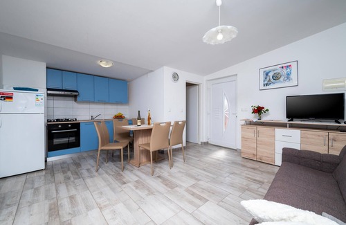 Kavran Apartment | Lovely apartment in Kavran with WiFi