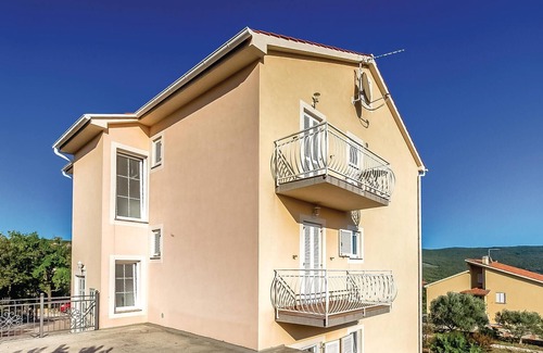 Kornic Apartment | Lovely apartment in Kornic with WiFi