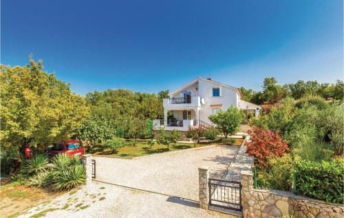 Brzac Apartment | Lovely Apartment In Krk With Wifi