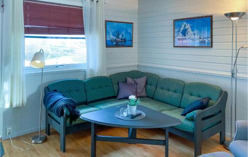Offersøy Apartment | Lovely Apartment In Offersøy With Sauna