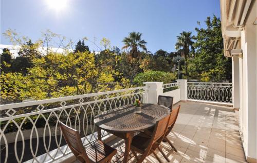 Le Mourillon Apartment | Lovely Apartment In Toulon With Wifi