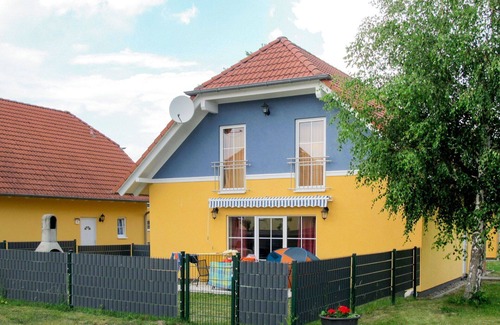 Verchen House | Lovely apartment in villa for 7 guests with WIFI, TV, terrace, pets allowed and parking