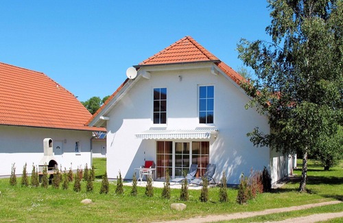Verchen House | Lovely apartment in villa for 7 guests with WIFI, TV, terrace, pets allowed and parking