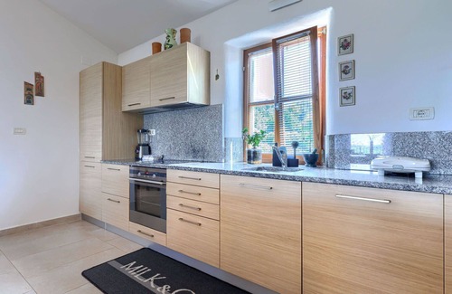 Bibali House | Lovely apartment in villa for 6 guests with pool, WIFI, A/C, TV, terrace and parking