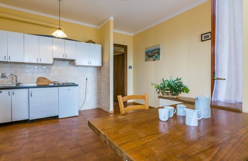 San Baronto Apartment | Lovely apartment for 2 people with WIFI, pool, TV, terrace, pets allowed, panoramic view and par.