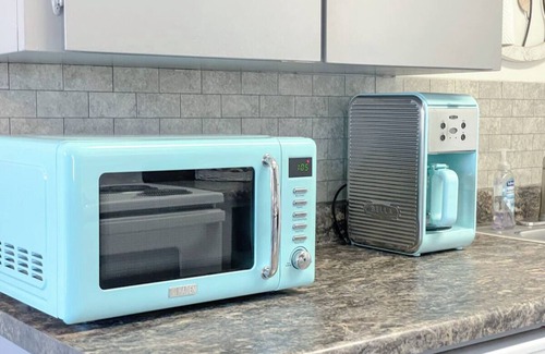 Coalinga House | Lovely Apartment unit near central Coalinga